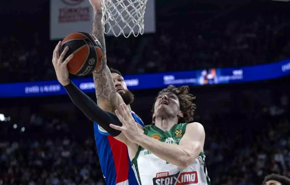 A. Efes, Panathinaikos’a Yenildi