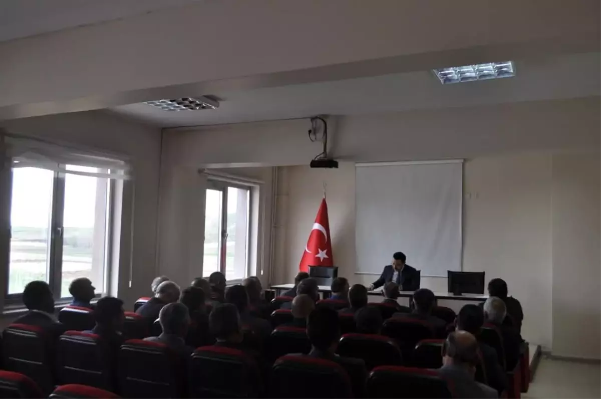 Akyaka’da Muhtarlar Toplandı