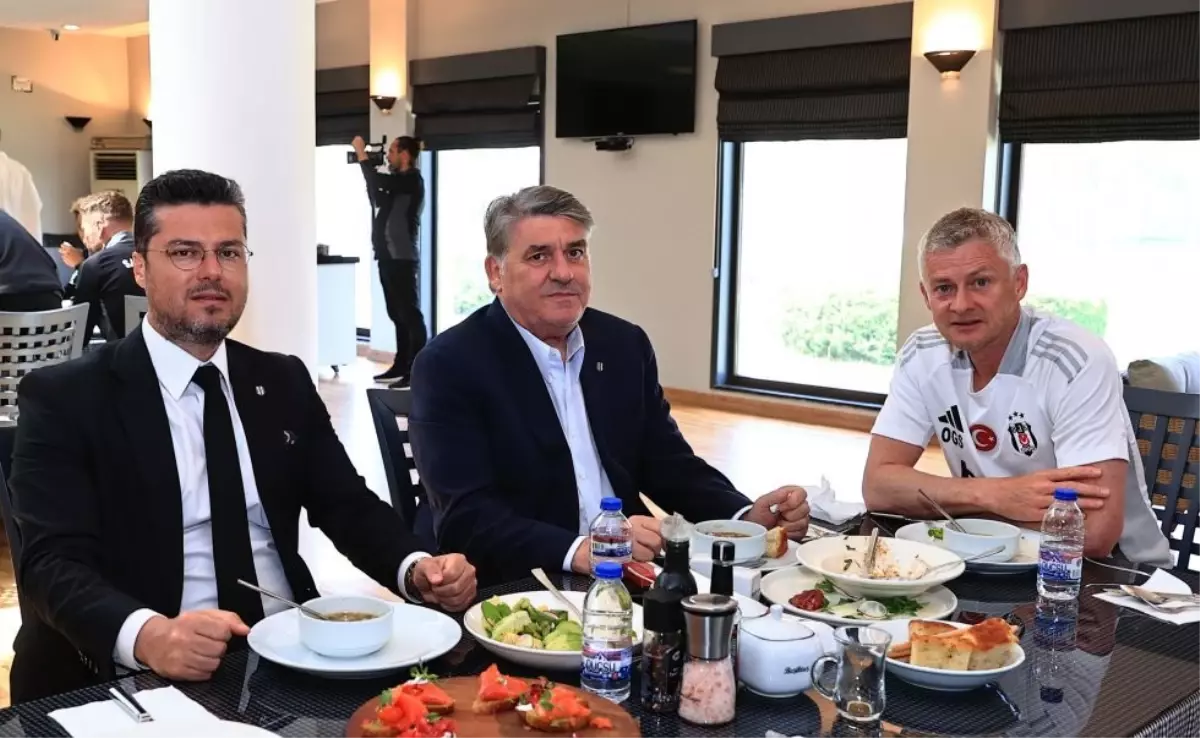 Beşiktaş’ta Lider ve Teknik Grubun Toplantısı