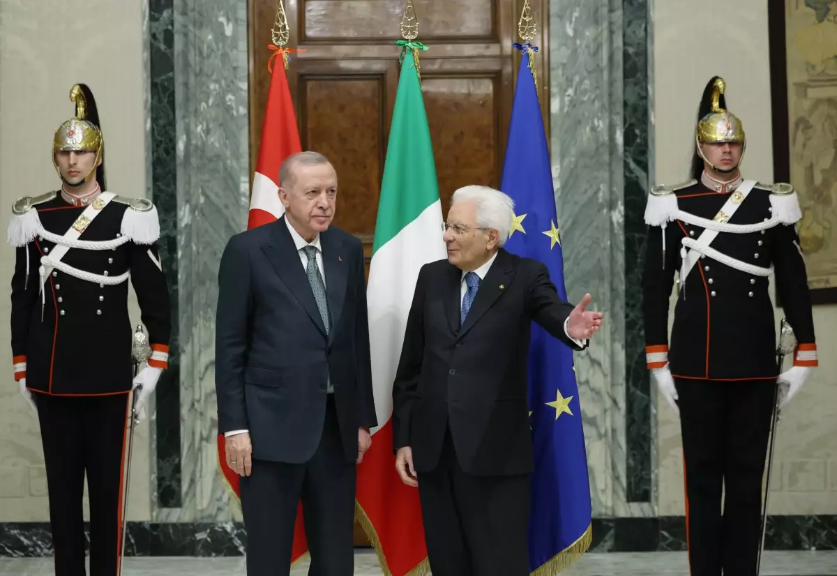 Cumhurbaşkanı Erdoğan, İtalyan mevkiraşı Mattarella ile bir ortaya geldi