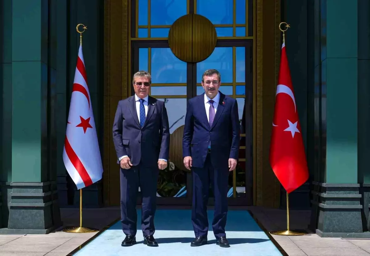 Cumhurbaşkanı Yardımcısı Yılmaz, KKTC Başbakanı Üstel ile görüştü
