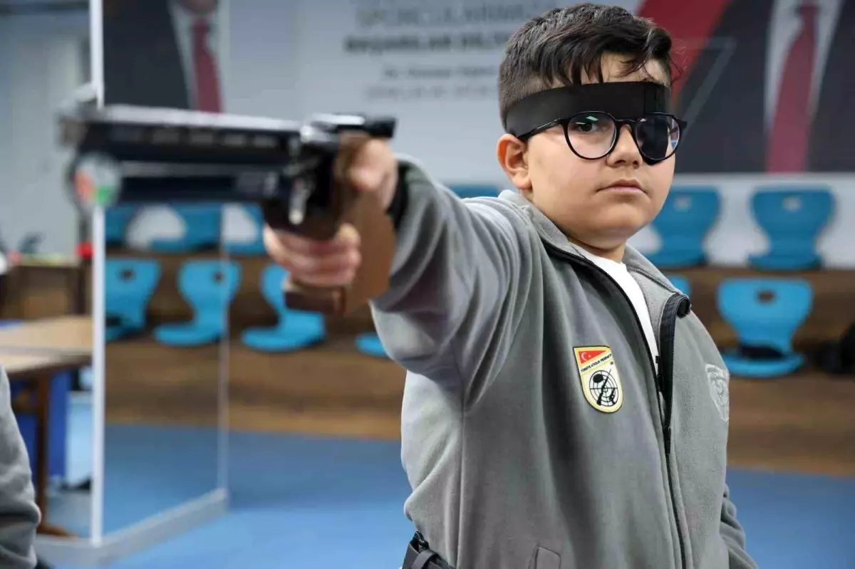Elazığlı Atlet Eymen Arık, Türkiye 5.’si Oldu