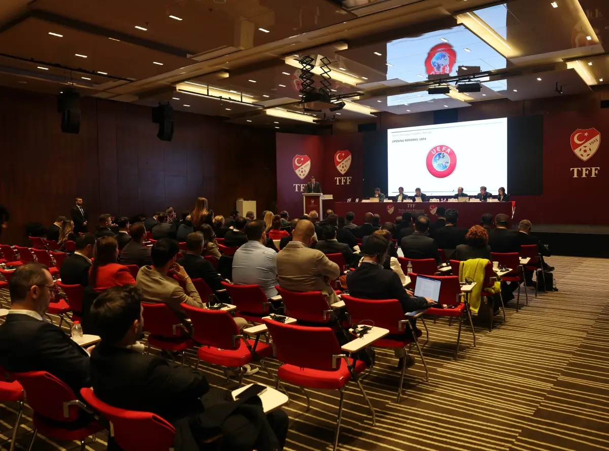Futbol Kontratları İçin Güzelleştirme Toplantısı