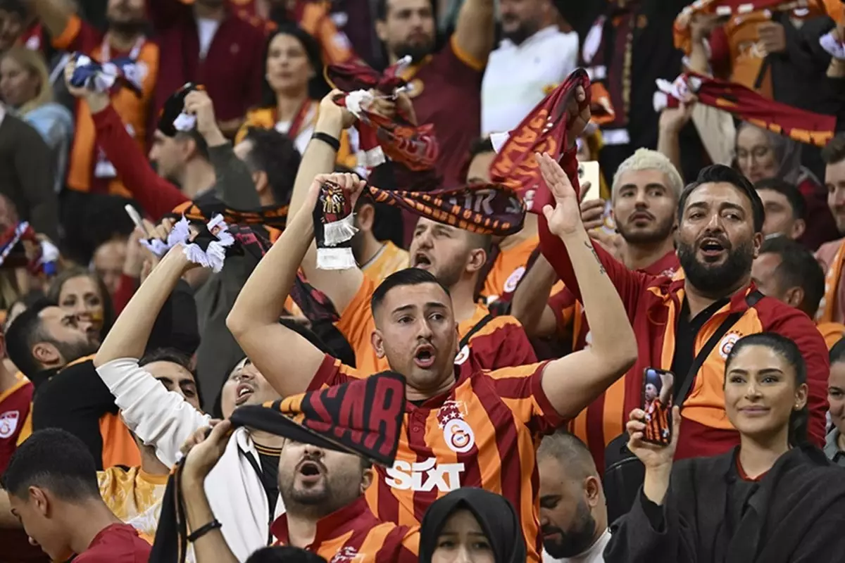 Kadronun bel kemiği gidiyor! Galatasaray’da ayrılık şoku
