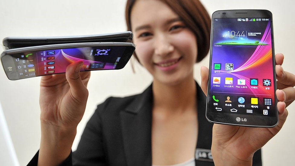 LG akıllı telefonlara takviye kesiliyor