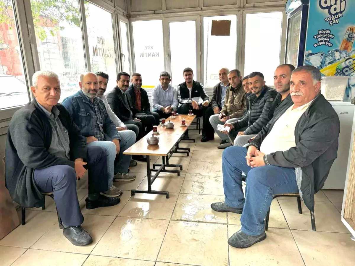 Lider Taşkın, Esnafları Ziyaret Ederek Sıkıntıları Dinledi