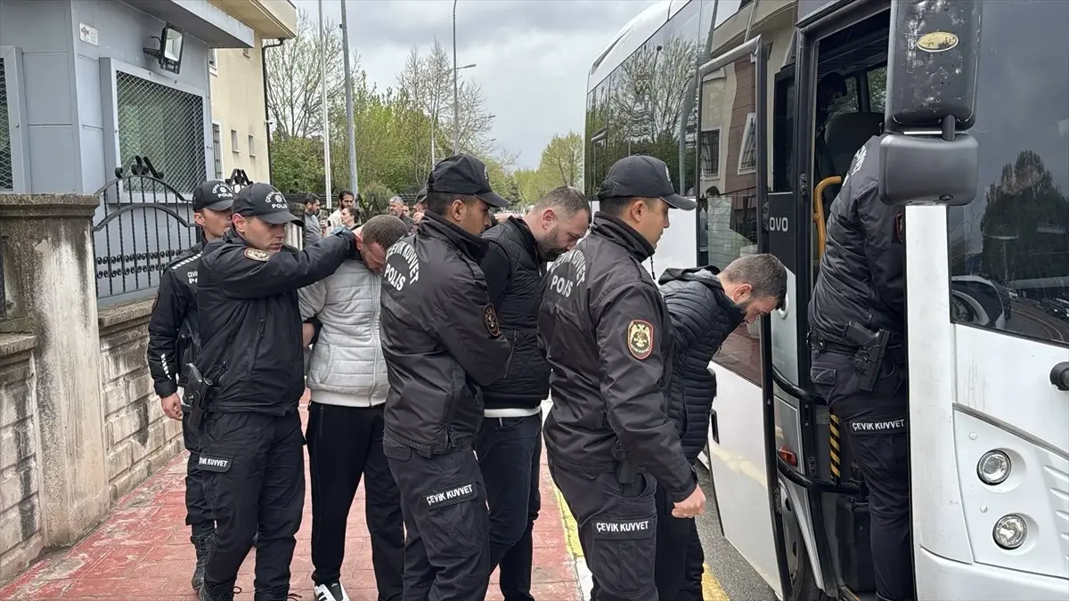 Sakarya’da Silahlı Arbede: 3 Kuşkulu Tutuklandı