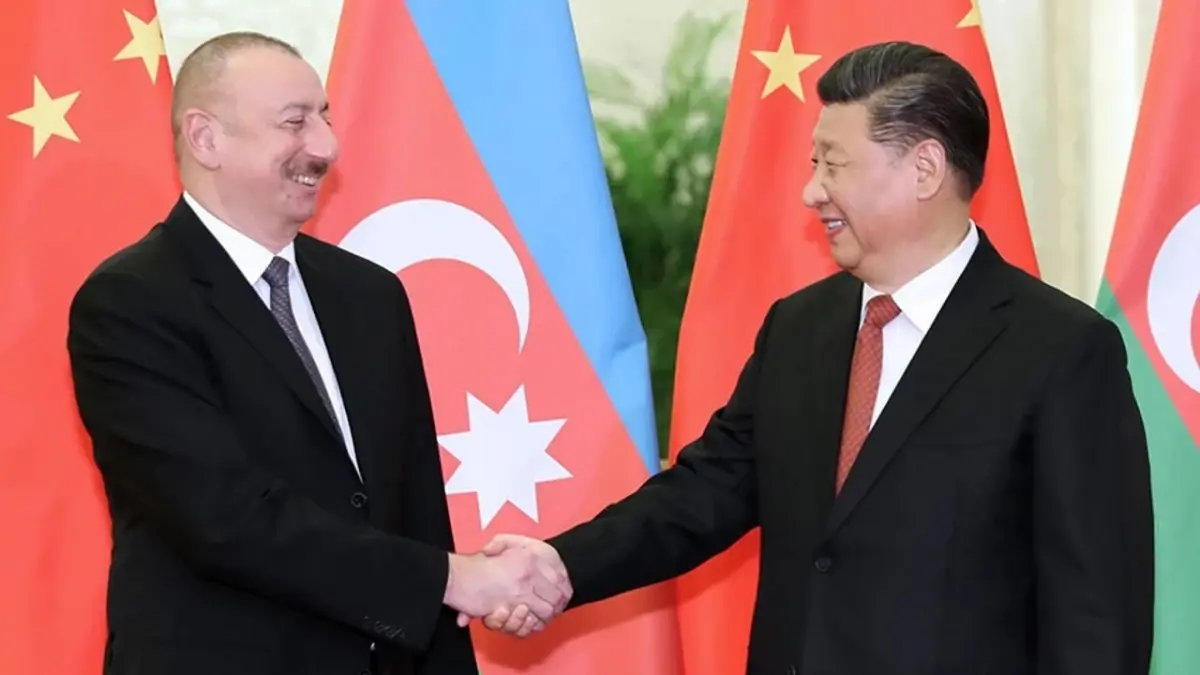 Şi Cinping ve İlham Aliyev Buluştu