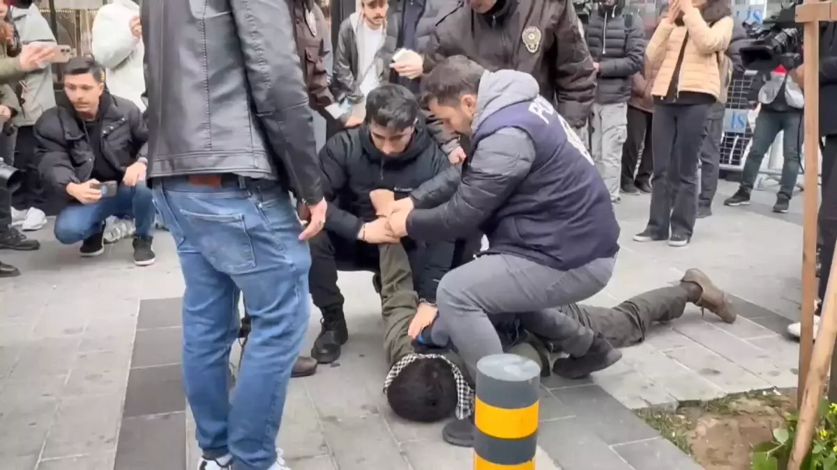 1 Mayıs’ta Müsaade Verilmeyen Yürüyüşte Gözaltı