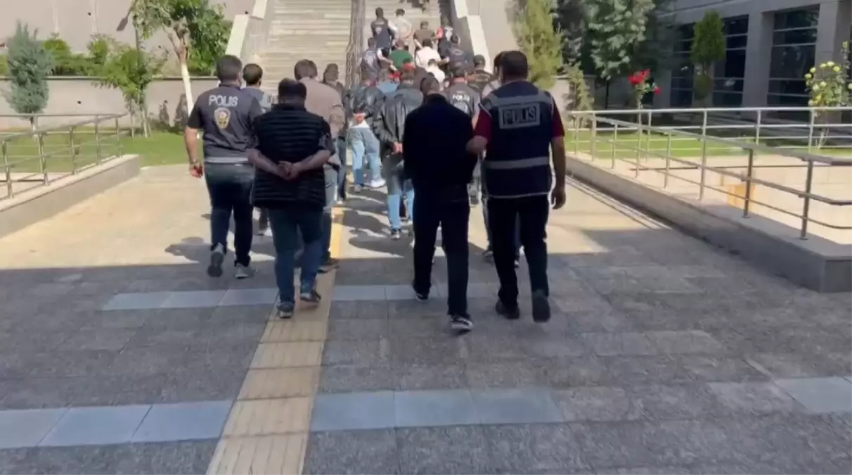12 Vilayette Çocukların Bâtın İmgeleri Satıldı