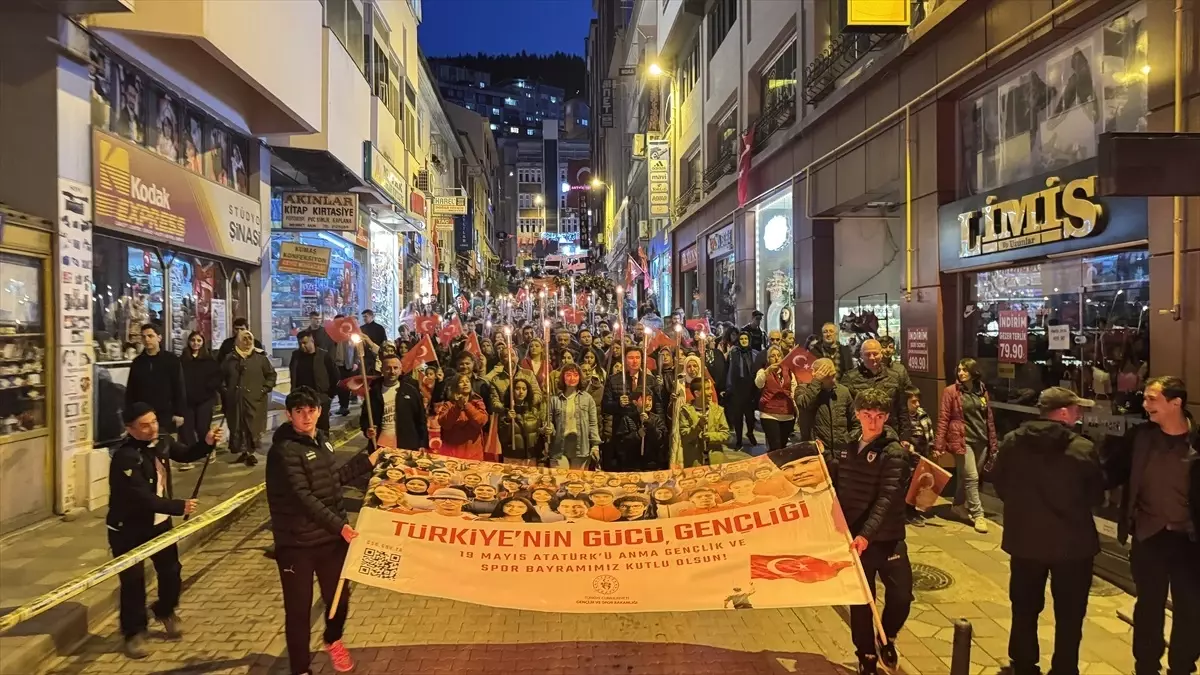 19 Mayıs Kutlamaları Coşkuyla Yapıldı