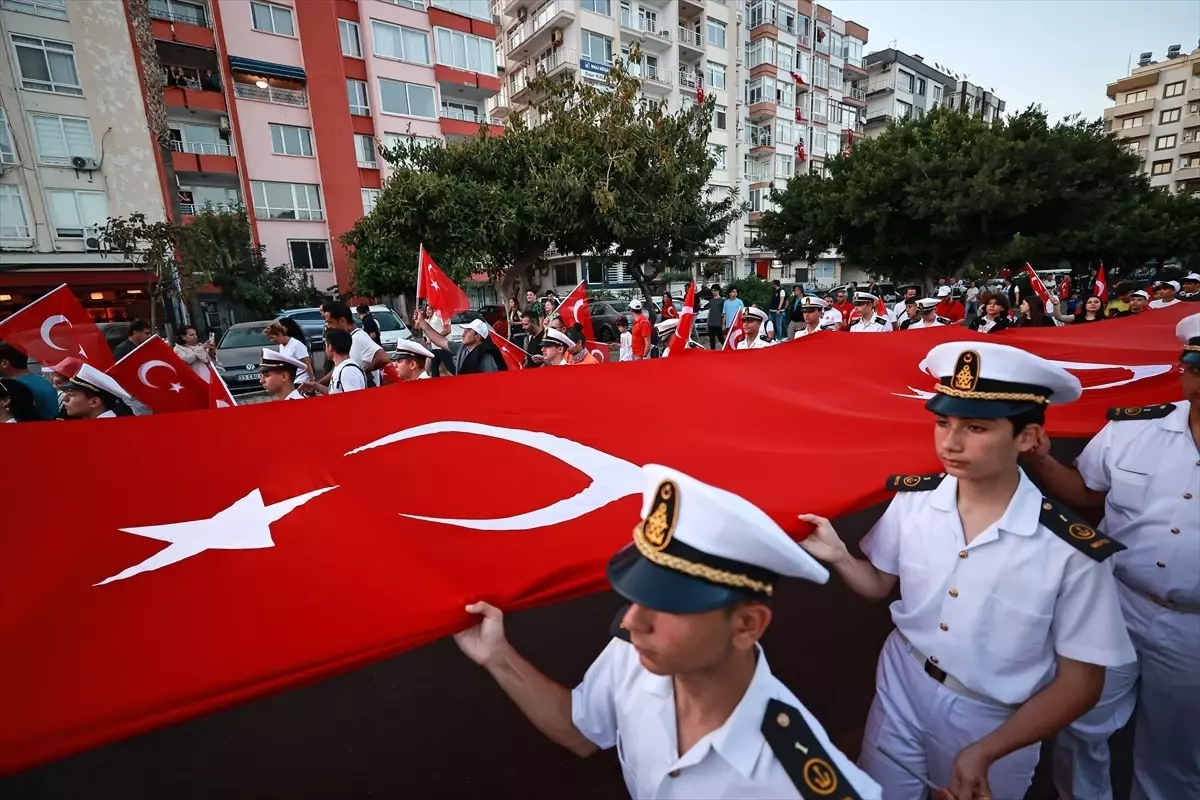 Adana ve Mersin’de 19 Mayıs Coşkusu