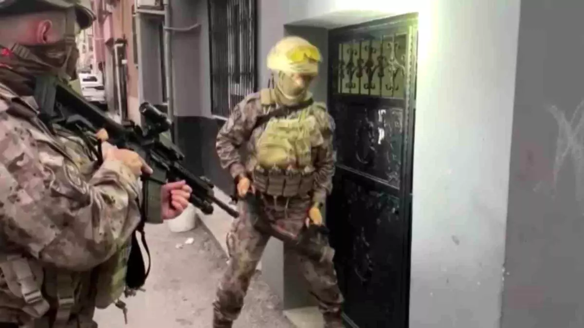 Adana’da Tetikçiler Operasyonla Yakalandı