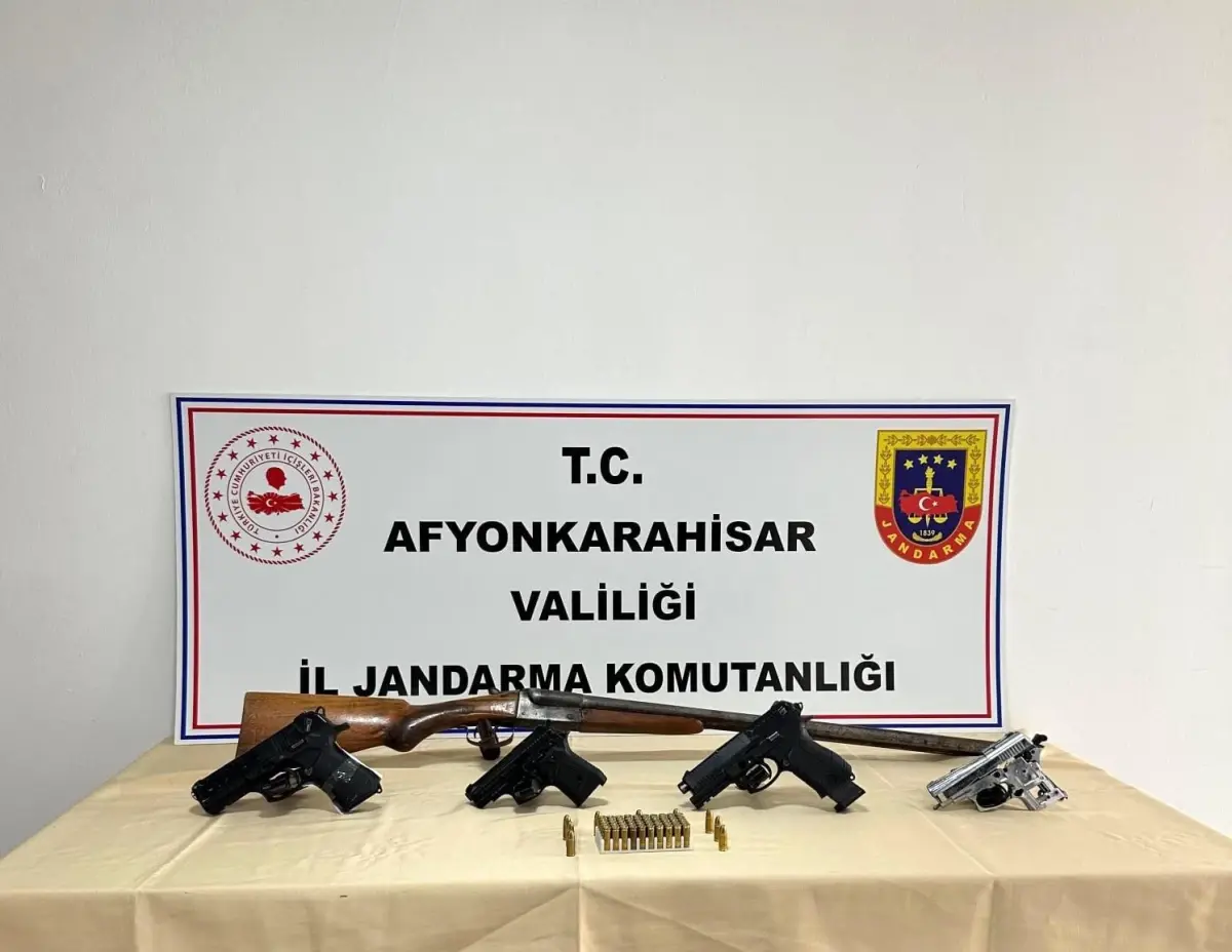 Afyon’da Düğünlerde Havaya Ateş Açan Magandalar Yakalandı