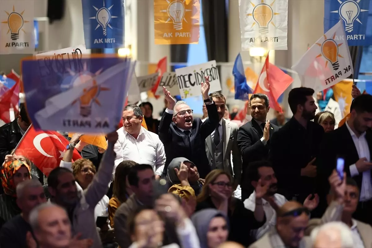 AK Parti İstanbul’da İlçe Müracaat Meclisleri