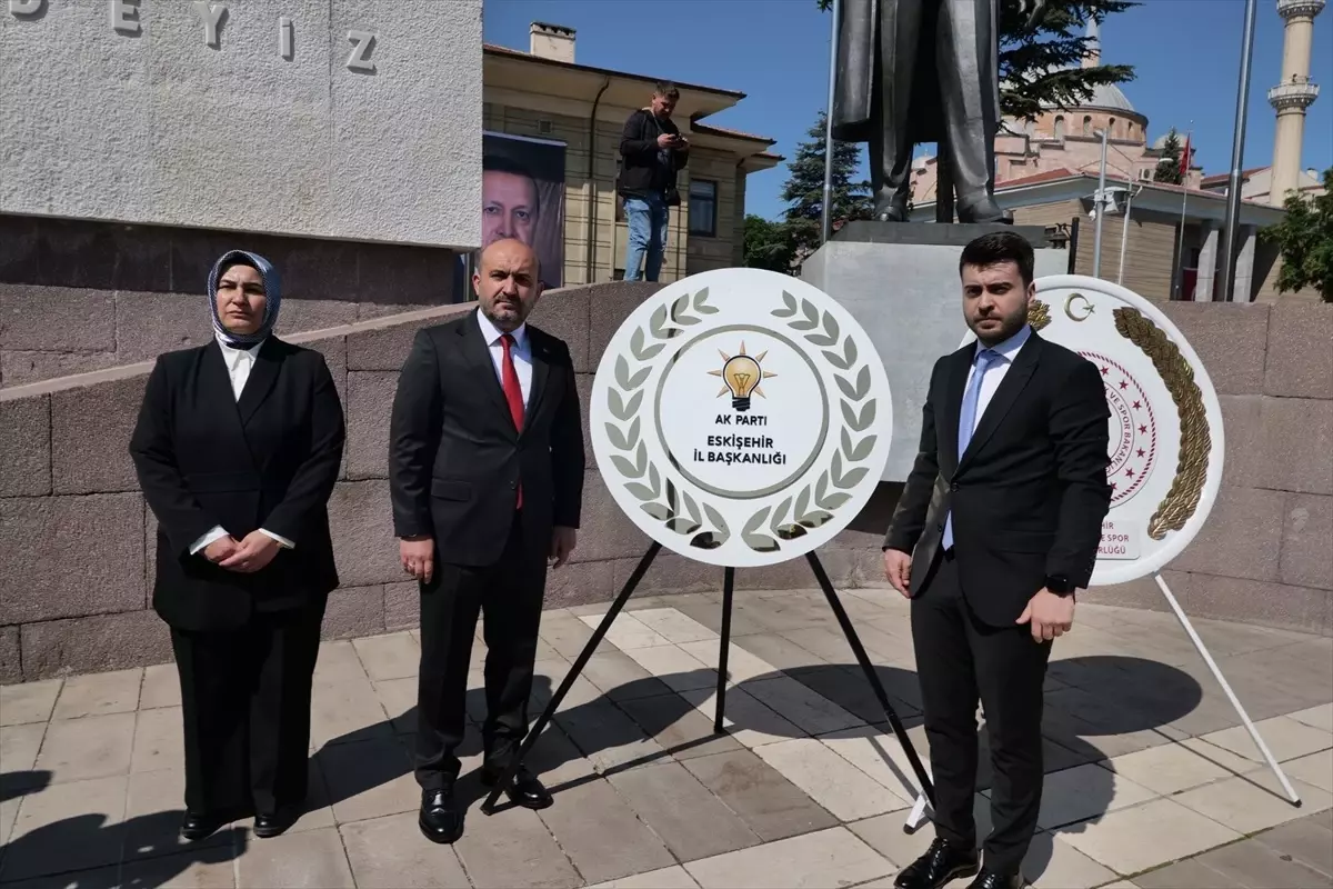 AK Parti Vilayet Gençlik Kolları, 19 Mayıs Atatürk’ü Anma, Gençlik ve Spor Bayramı’nı kutladı