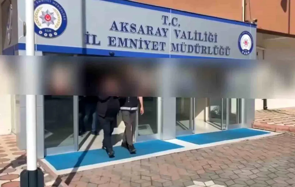 Aksaray’da Telefoncu Uyuşturucu ve Kaçakçılıkla Yakalandı
