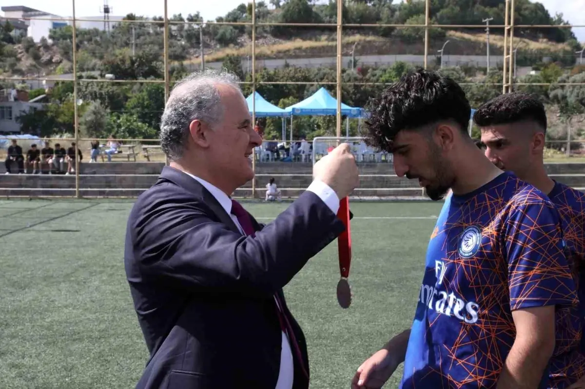 ALKÜ 10. Yıl Futbol Turnuvası Sonuçlandı