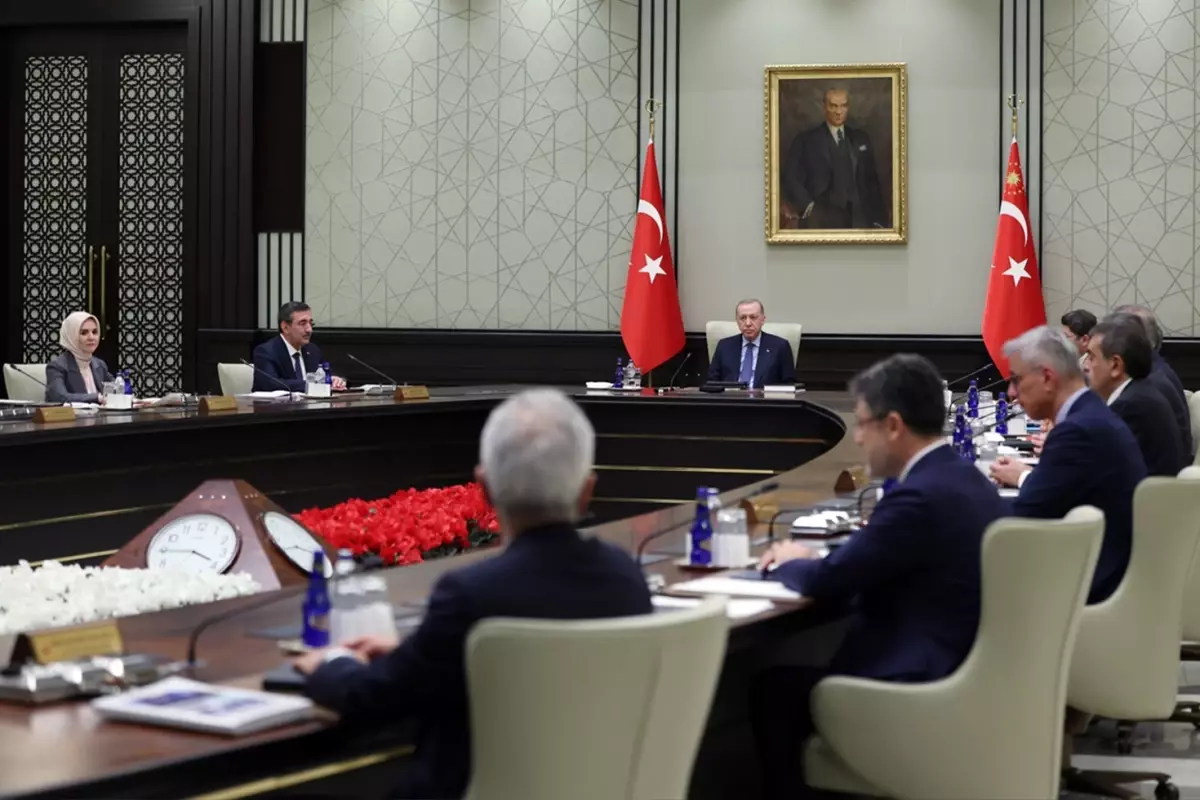 Ana gündem PKK’nın fesih kararı! Kabine Erdoğan başkanlığında toplandı!