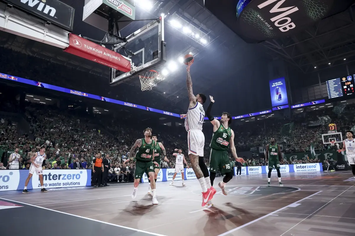 Anadolu Efes EuroLeague’den Elendi