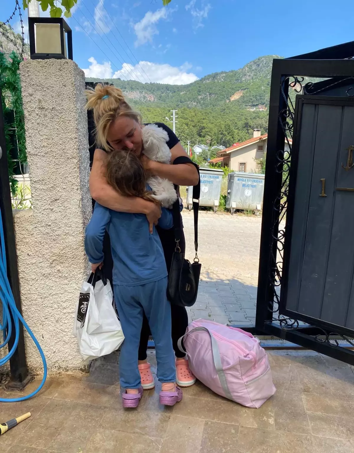 Anne, 3 Günlük Mahpus Cezasının Akabinde Kızına Kavuştu