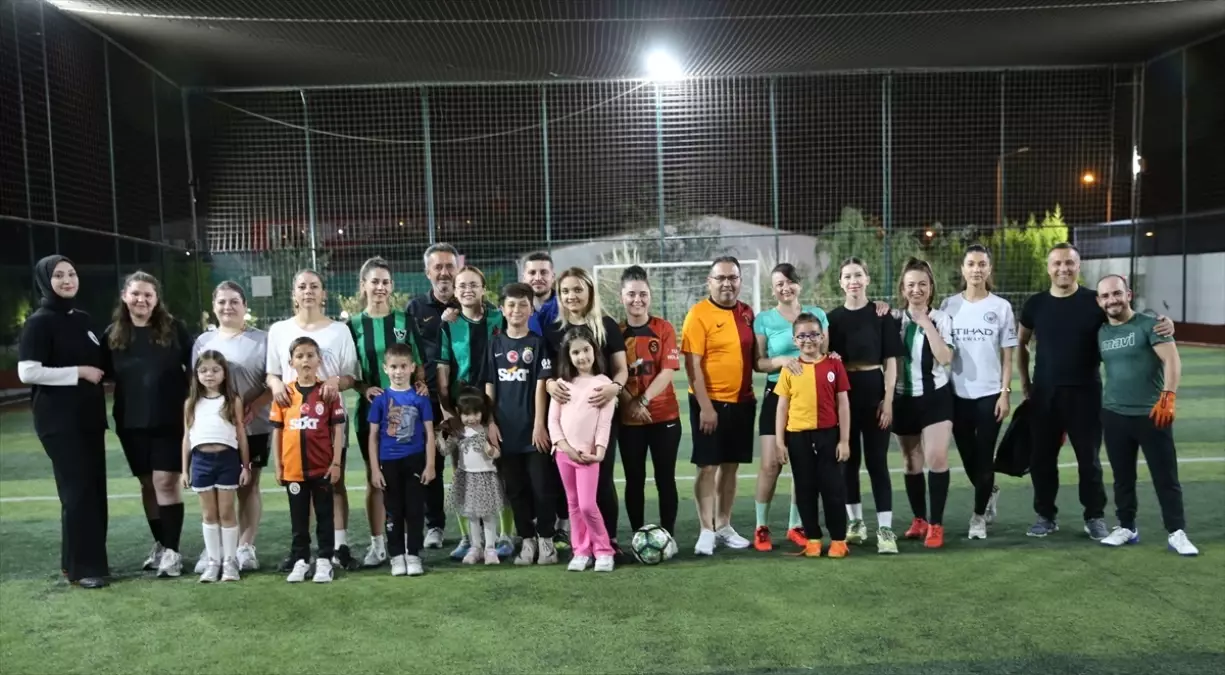 Anneler Halı Alanda Buluşuyor