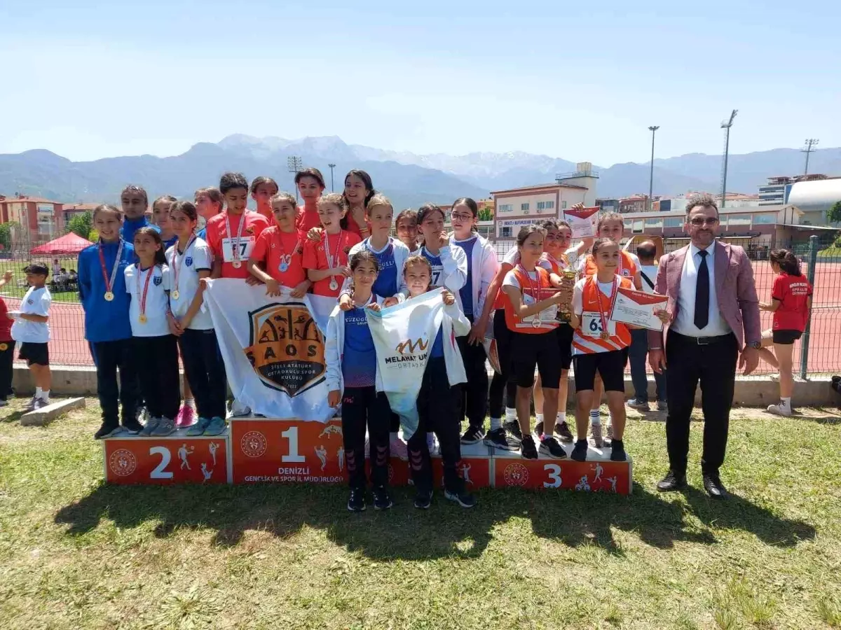 Atletizm Türkiye Şampiyonasında mükafatlar sahiplerini buldu