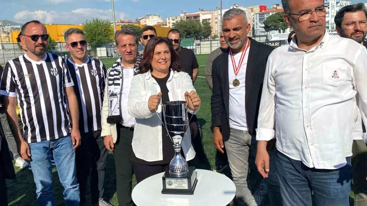 Aydınspor’da Lider Özlüer Vazifesini Devrediyor