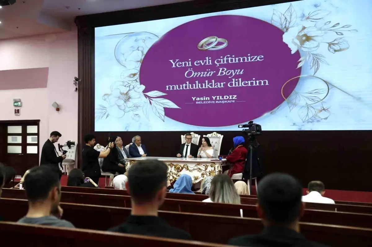 Bağcılar’da 05.05.2025’te Evlenmek İçin Sıraya Giren Çiftler Akın Etti