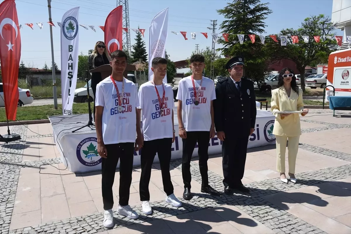Bahşılı’da 19 Mayıs Atatürk’ü Anma, Gençlik ve Spor Bayramı kutlandı