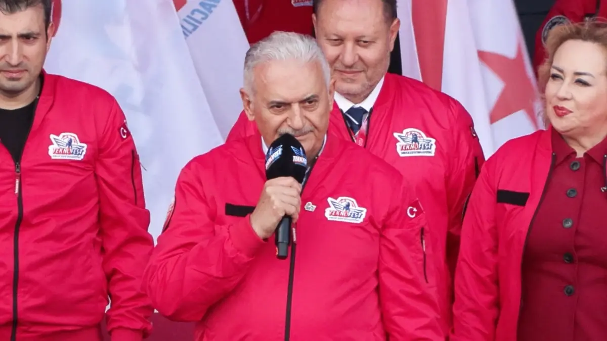 Bakan Kacır: KKTC’yi hep birlikte Bilişim Adası yapabiliriz