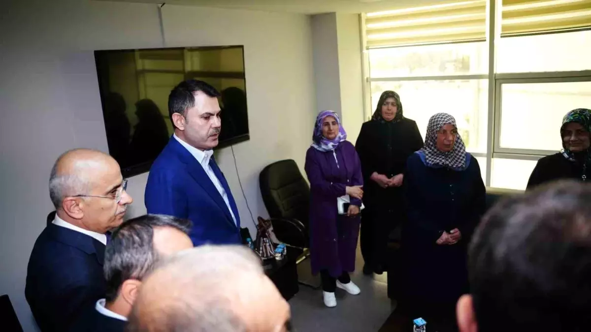 Bakan Kurum: “Son yuvamız teslim edilinceye kadar burada olmaya devam edeceğiz”