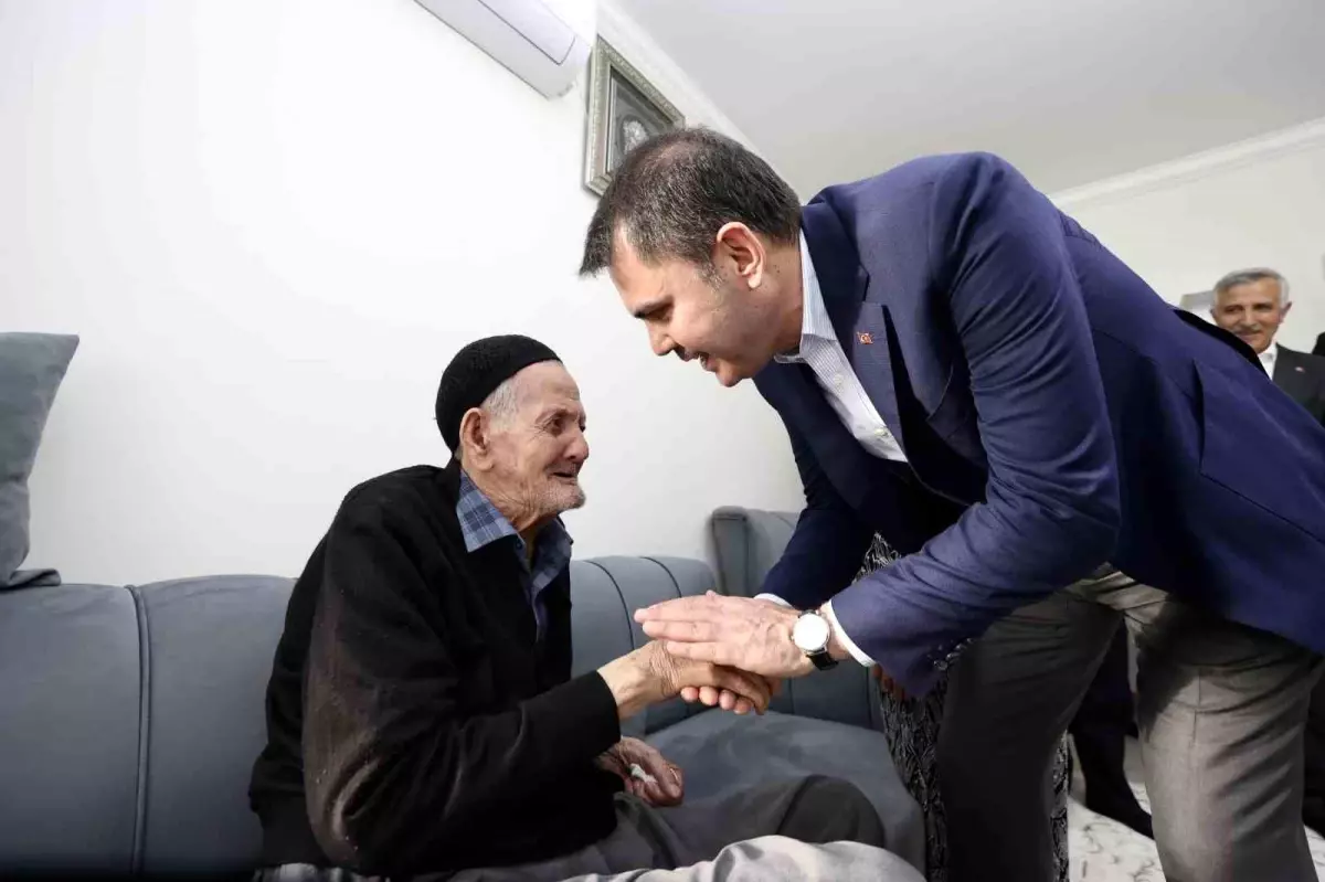 Bakan Kurum’dan Depremzedelere Destek