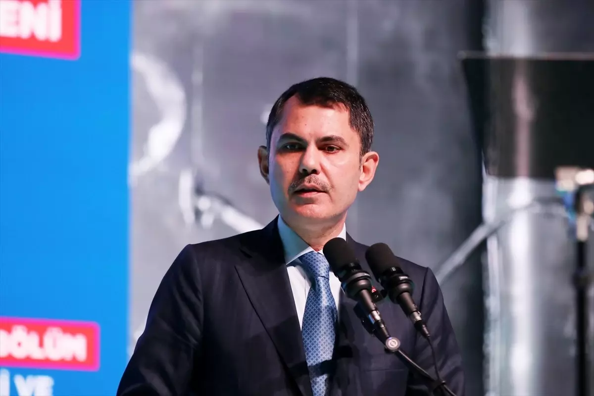 Bakan Kurum’dan Özgür Özel’e Kanal İstanbul yansısı: Gözlerindeki bandı çıkarsın