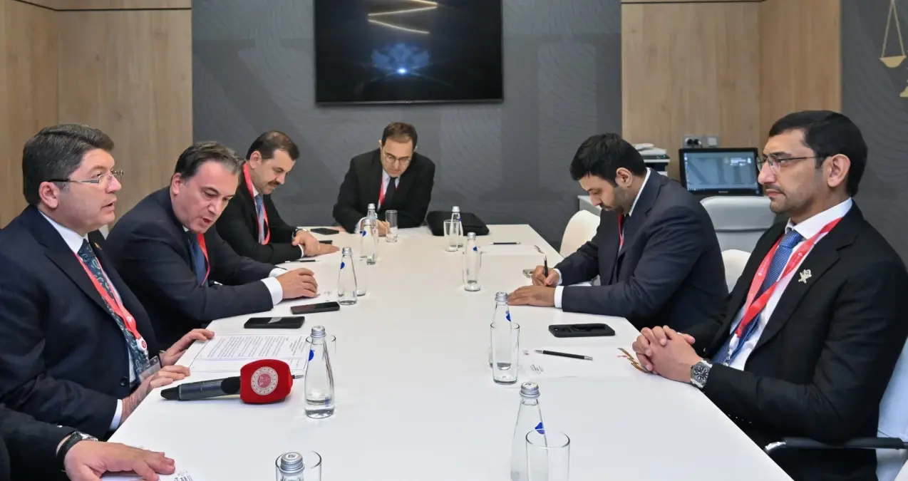 Bakan Tunç, St. Petersburg’da Tepe Gerçekleştirdi