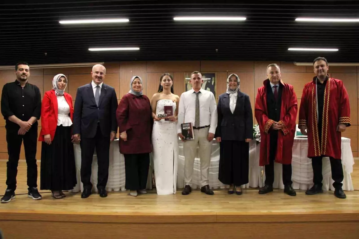 Bakan Yardımcısı Yenigün, evlilik için devlet takviyesi alan çiftin nikah şahitliği yaptı