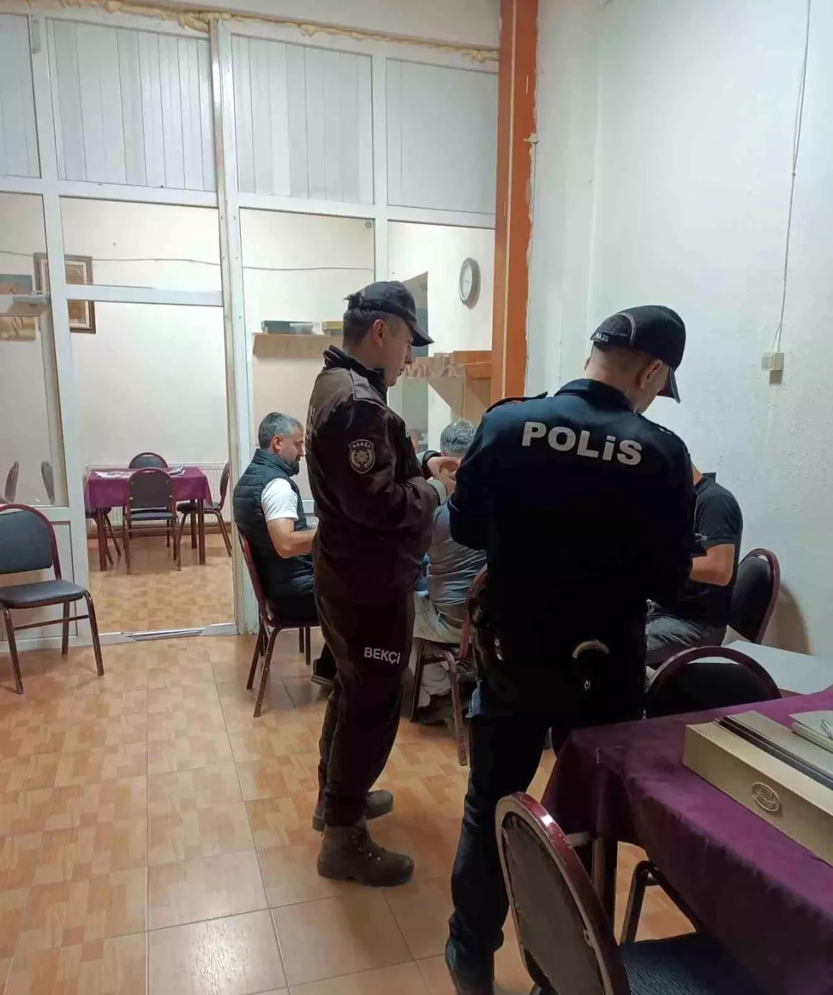 Balıkesir’de 51 Aranan Şahıs Yakalandı