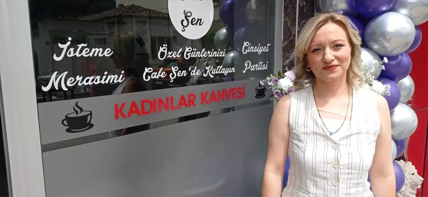 Balıkesir’de Bayanlar Kahvehanesi Açıldı