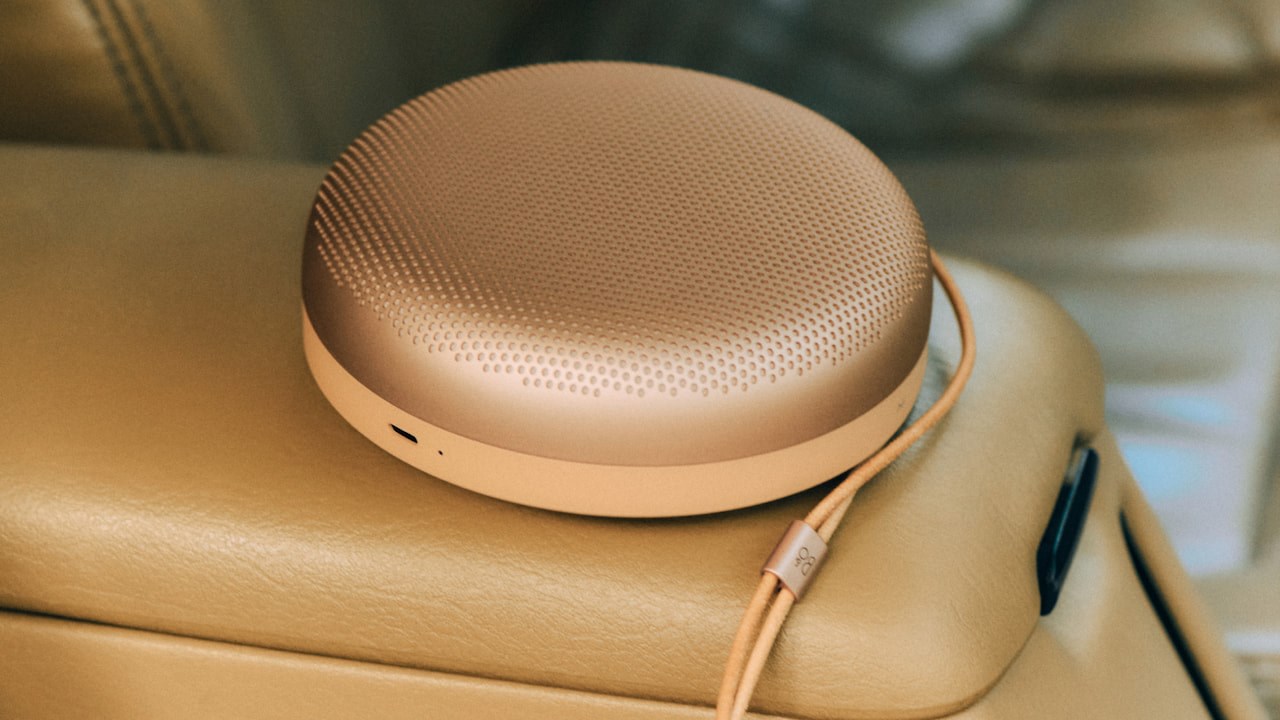Bang & Olufsen Beosound A1 kablosuz hoparlör üçüncü defa karşımızda