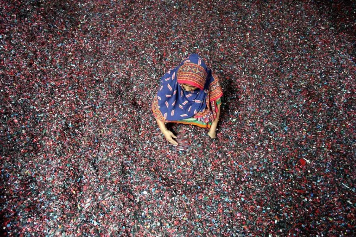 Bangladeş’te Plastik Atıklar Geri Dönüşüm ile Bedellendiriliyor