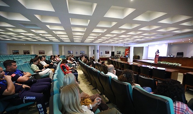 Belediye İşçilerine Bayana Yönelik Şiddet Semineri