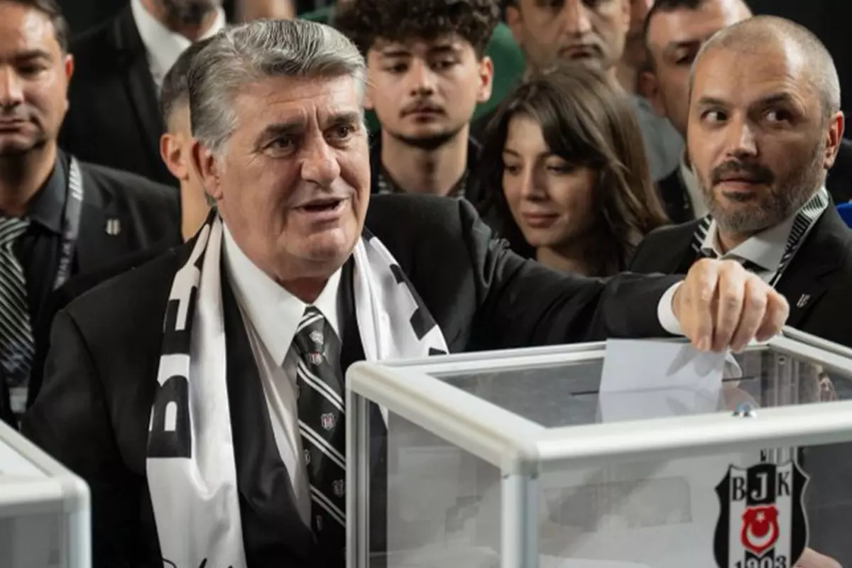 Beşiktaş’ta Serdal Adalı yine lider seçildi