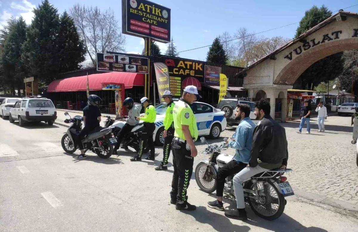 Beyşehir’de Kask Takmayan Motosikletlere Cezalar Uygulanıyor
