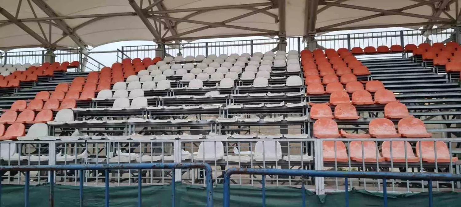 Bilecik’te Maç Sonrası Koltuklar Kırıldı