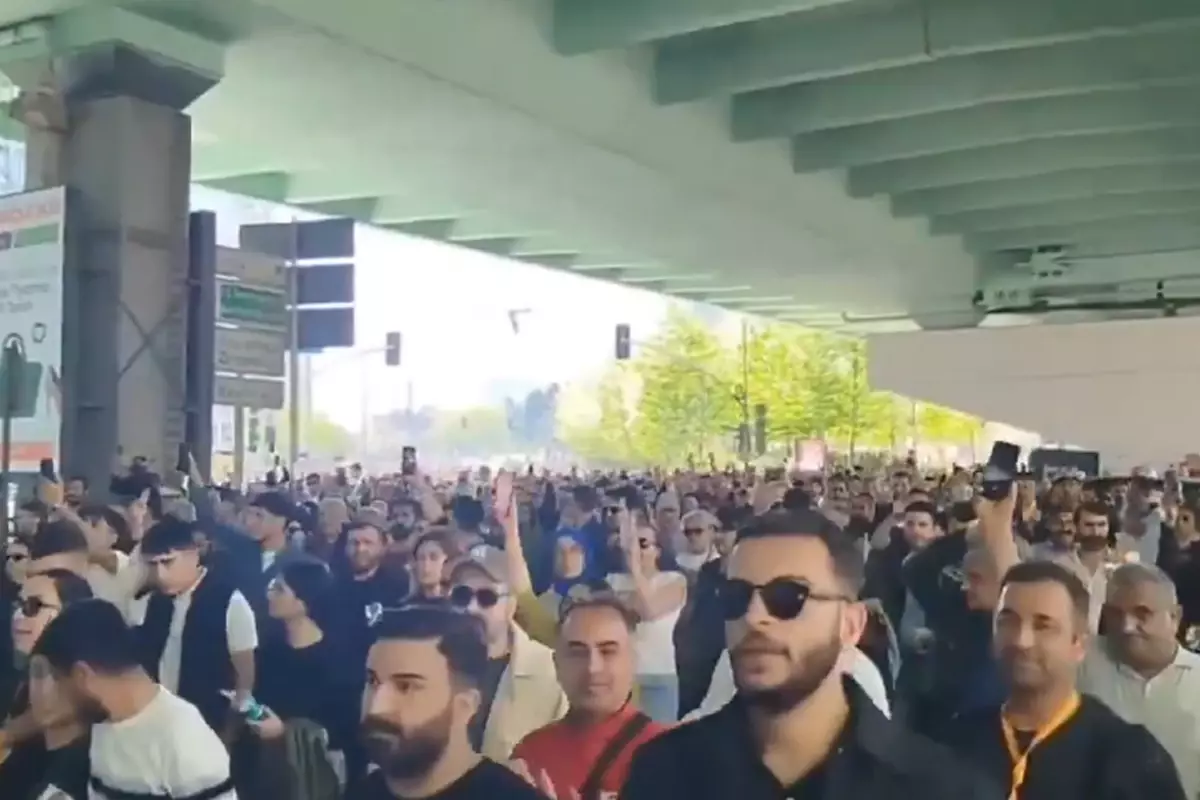 Binlerce kişi Sırrı Süreyya Lider için Levent’e yürüdü