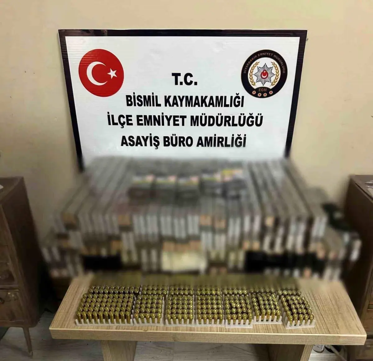 Bismil’de Kaçak Tütün ve Fişek Ele Geçirildi