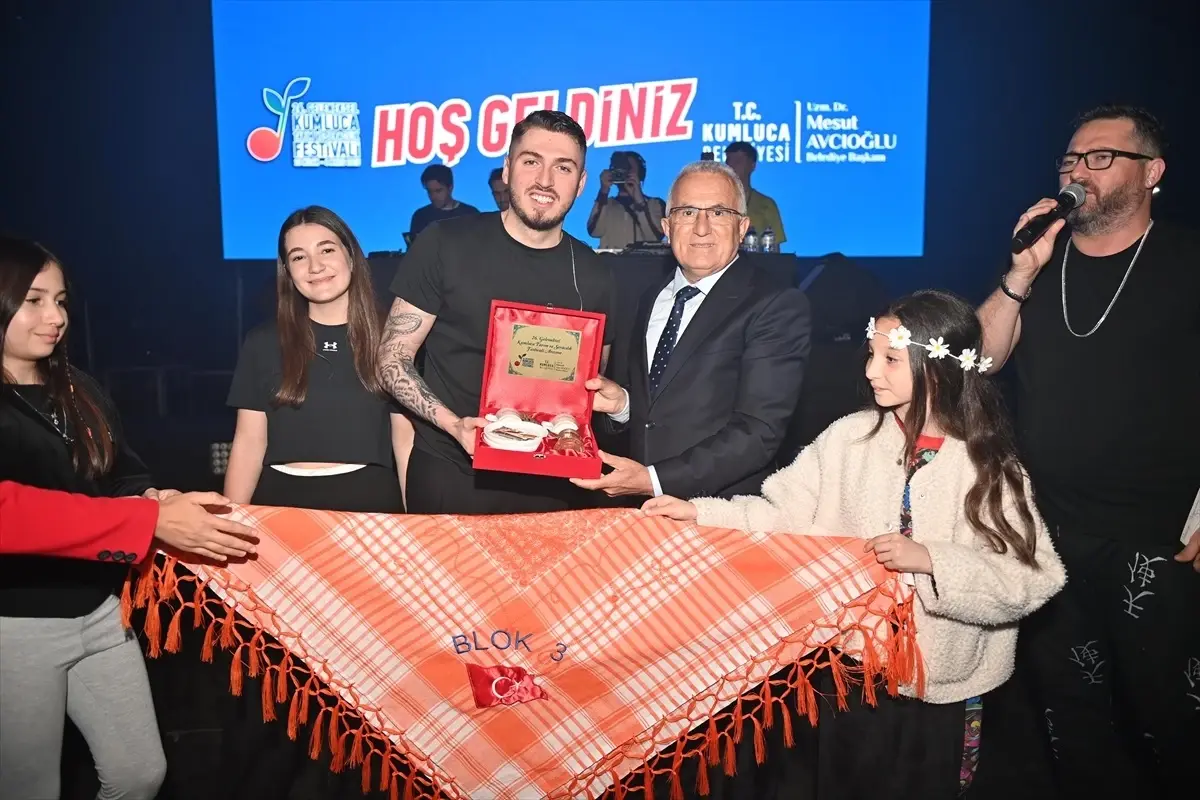 Blok3 Kumluca Şenliği’nde Coşturdu