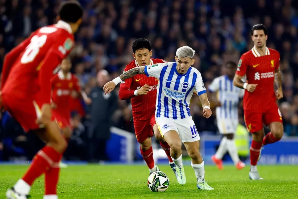 Brighton, şampiyon Liverpool’u devirdi