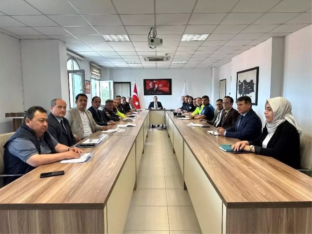 Burhaniye’de Güvenlik Danışma Kurulu Toplantısı Yapıldı