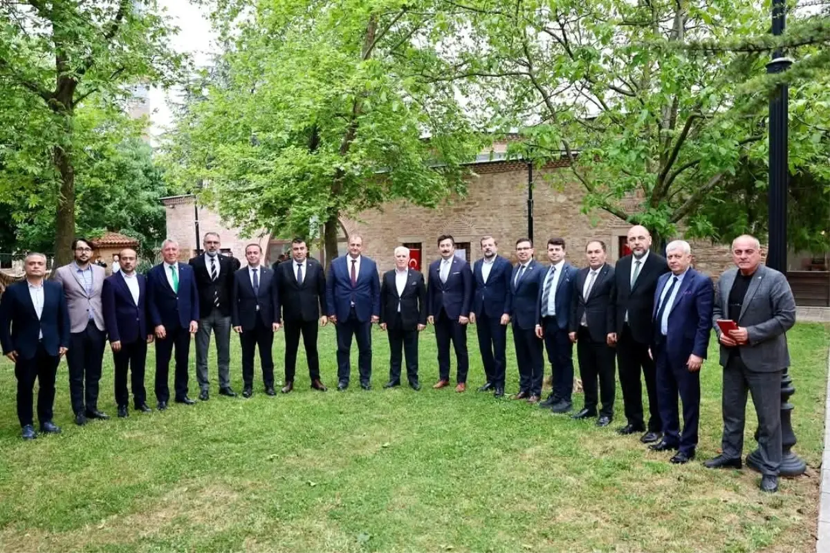 Bursa’da Belediye Liderleri Buluştu: Yenişehir’in Tarım Potansiyeline Dikkat!
